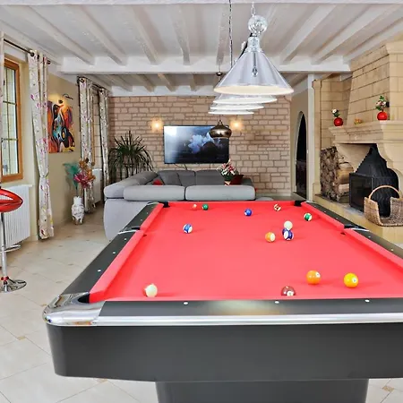 Alloggio in famiglia La Noyeraie Du Port D'enveaux